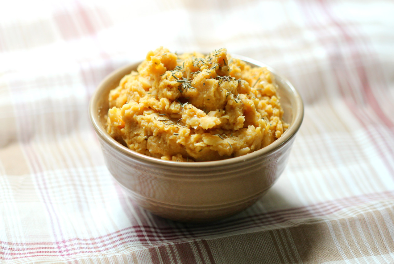 Savory Pumpkin Hummus