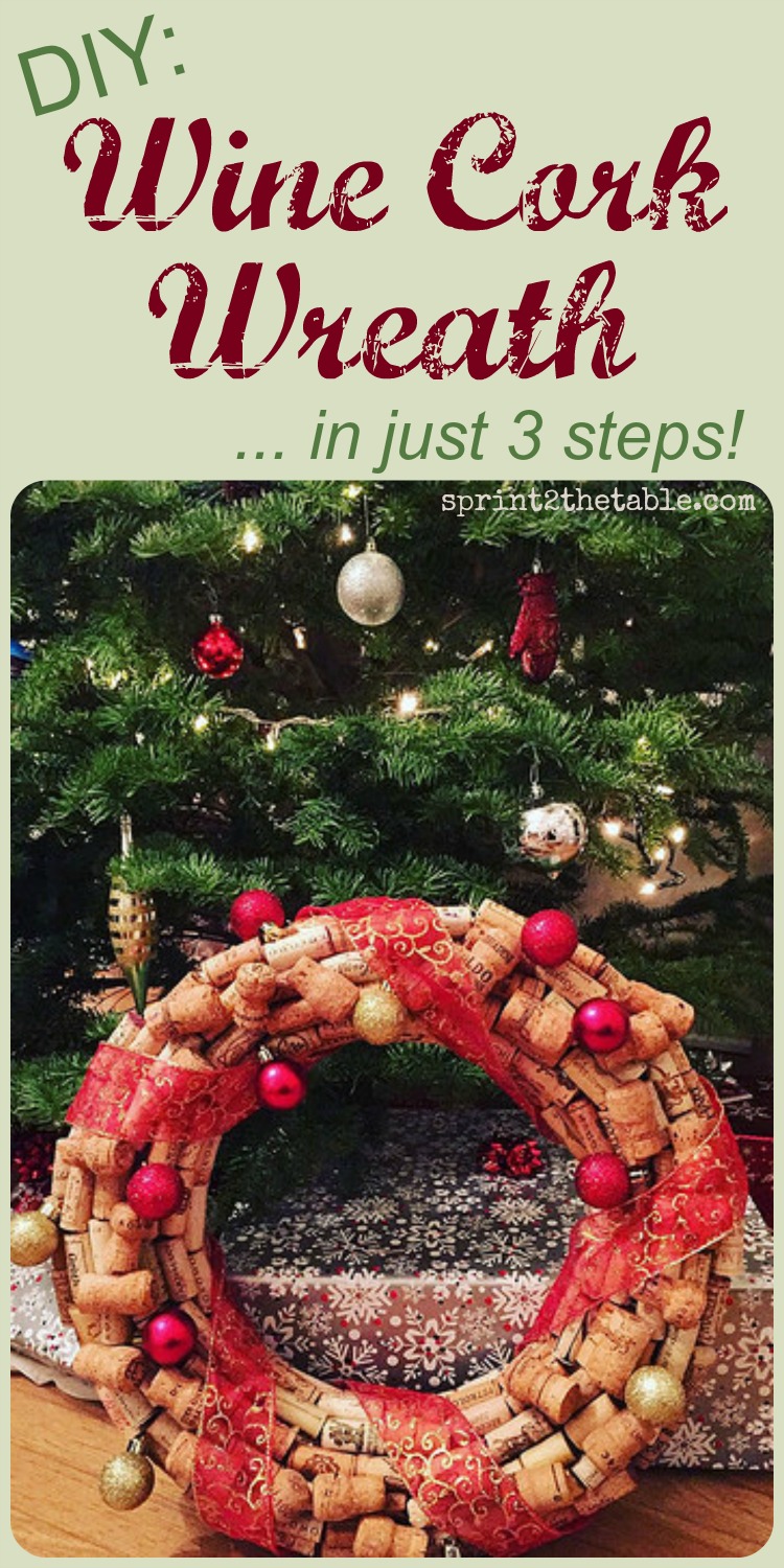 3 simple steps to a DIY wine cork wreath. Change out the accents for every season!