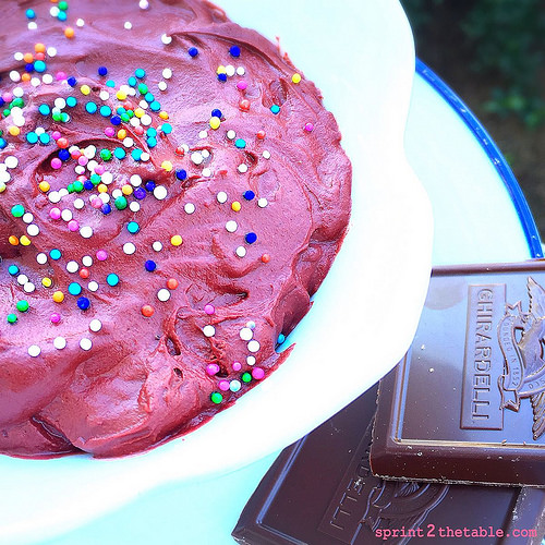 This Red Velvet Protein Dip is filling enough for a small meal and healthy enough to feel good about eating for breakfast!