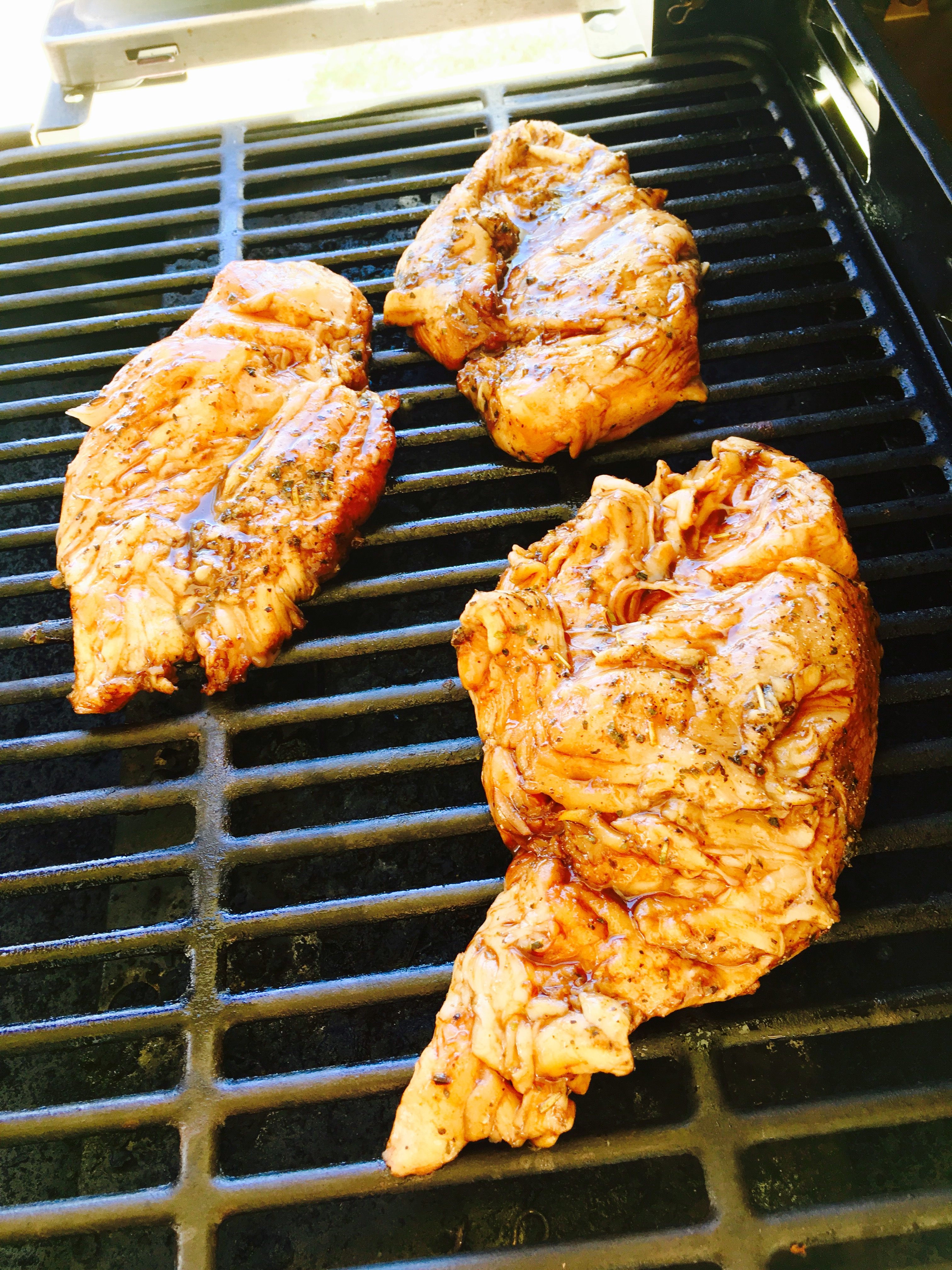 Balsamic Marinated Chicken - quick and easy on the grill!