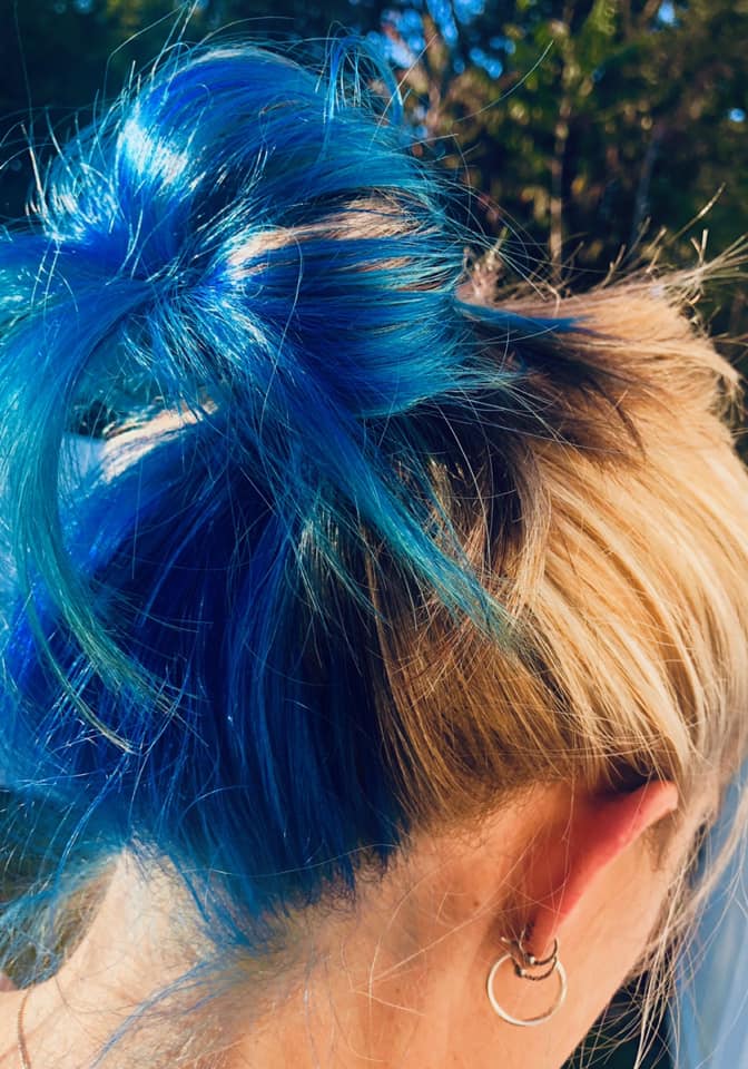 Blue wave hair